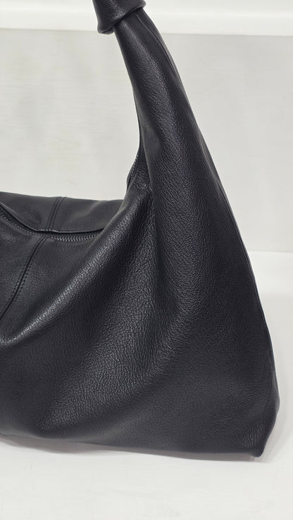 Arc Zip Black