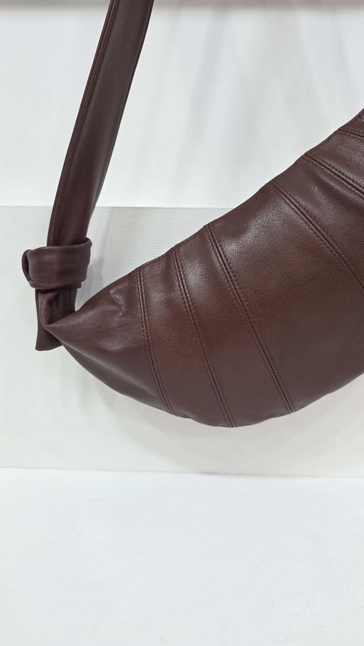 Croissant Medium VTG Middle Brown