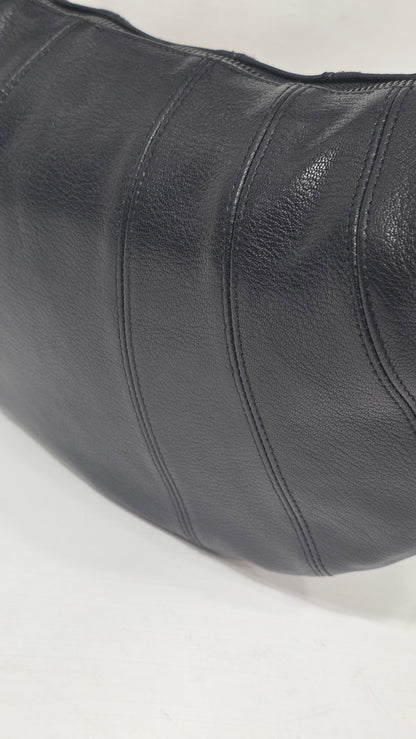 Croissant Medium Black