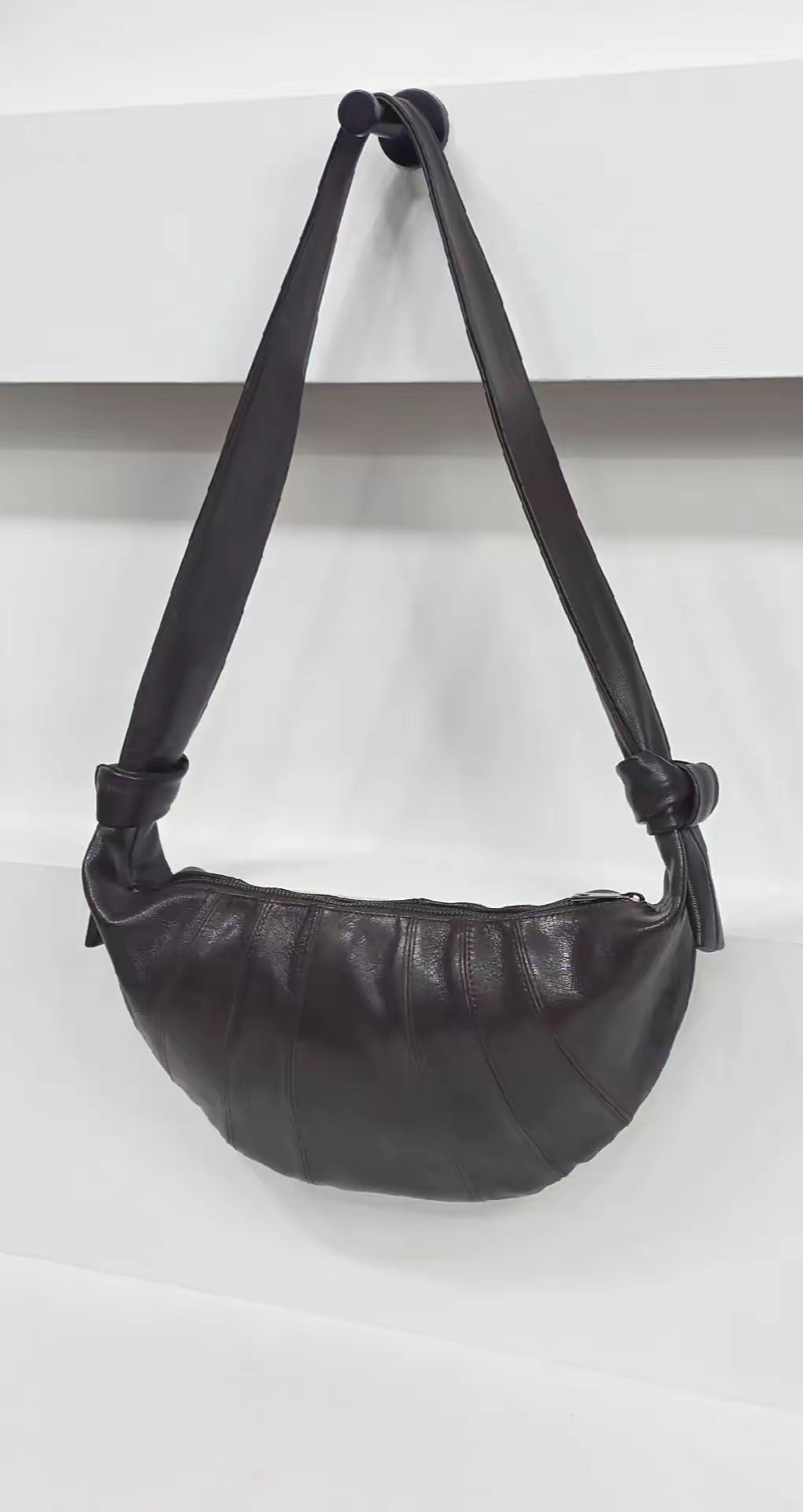 Croissant Medium Dark Brown