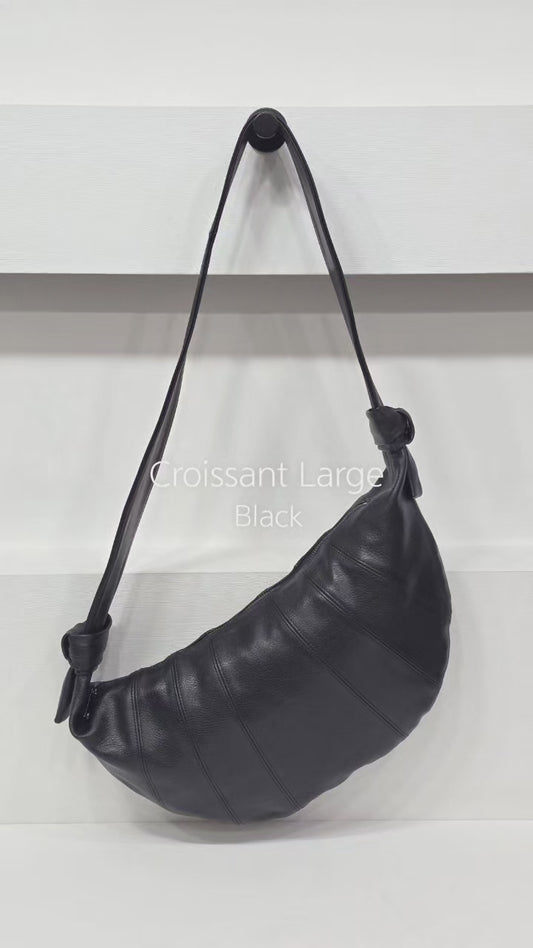 Croissant Large Black