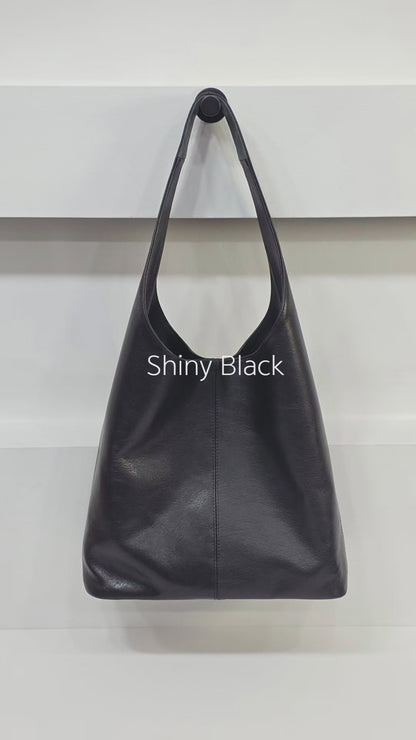 Shiny Black Classic