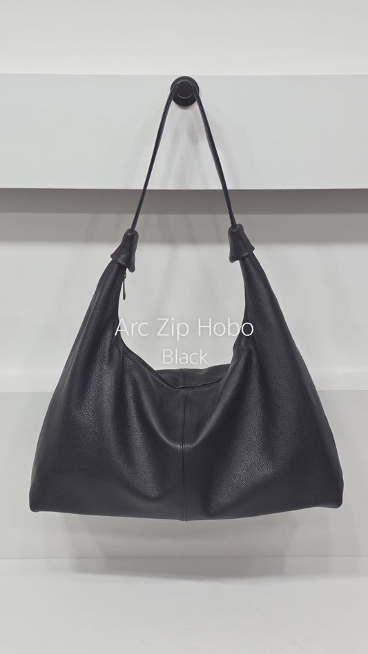 Arc Zip Black