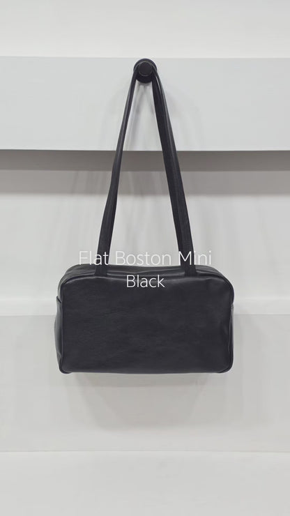 Flat Boston Mini Black
